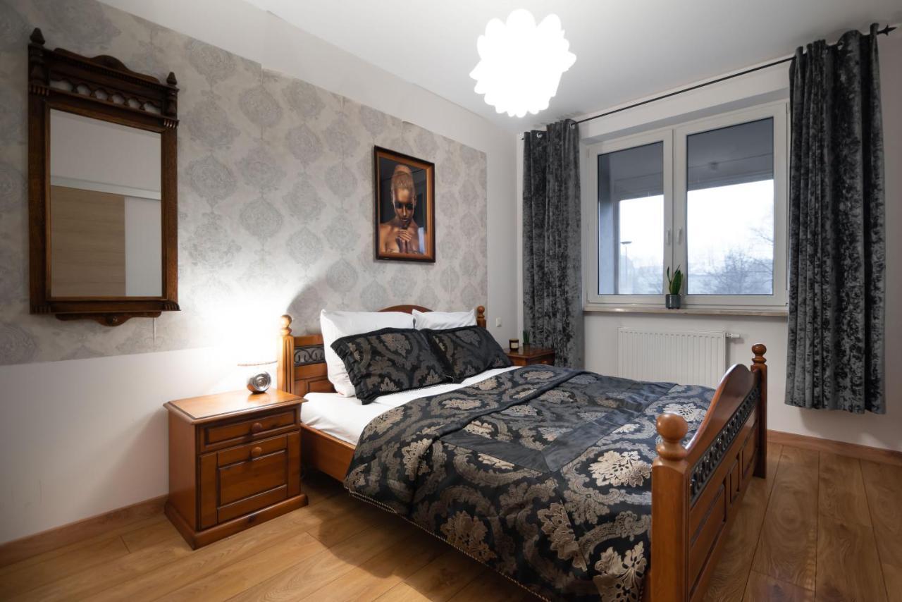 Villa Garden Paryski Olsztyn  Buitenkant foto