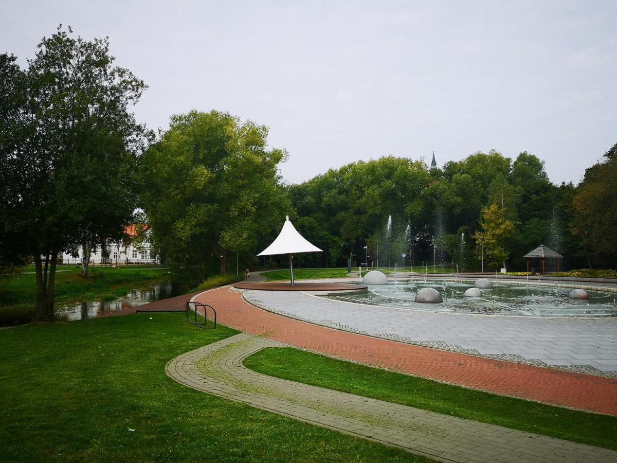 Villa Garden Paryski Olsztyn  Buitenkant foto